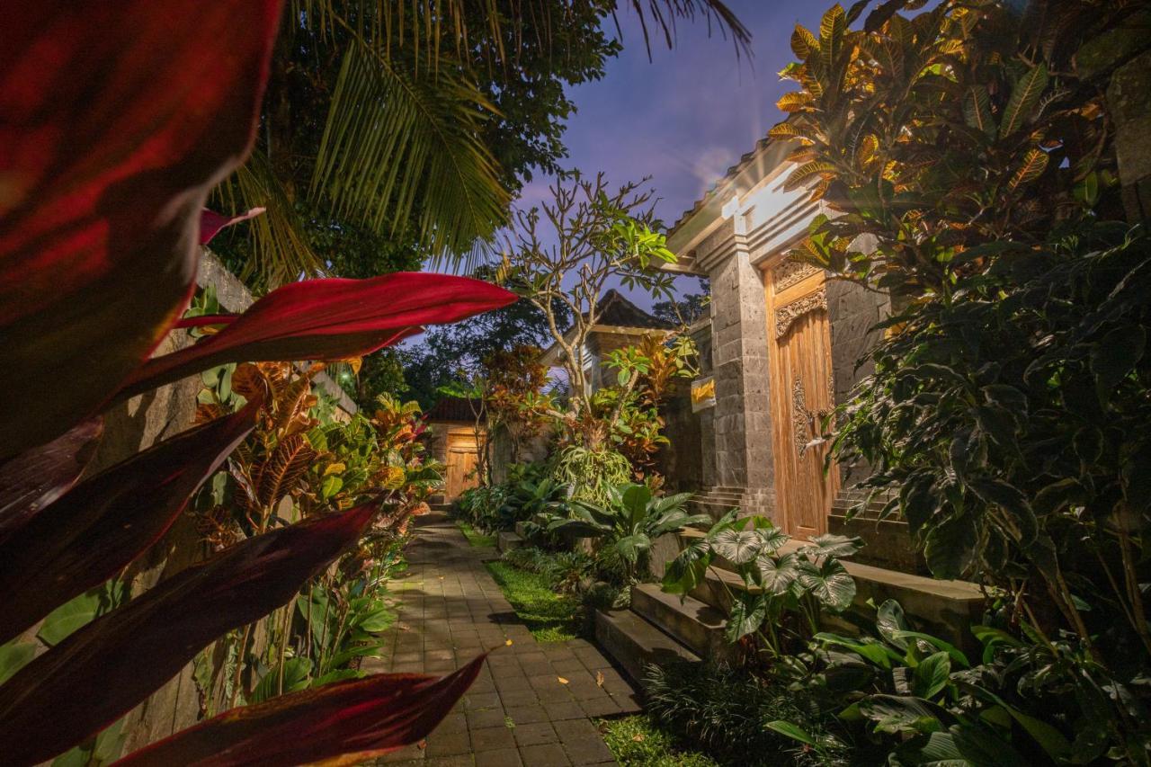 The Dayuh Ubud Экстерьер фото